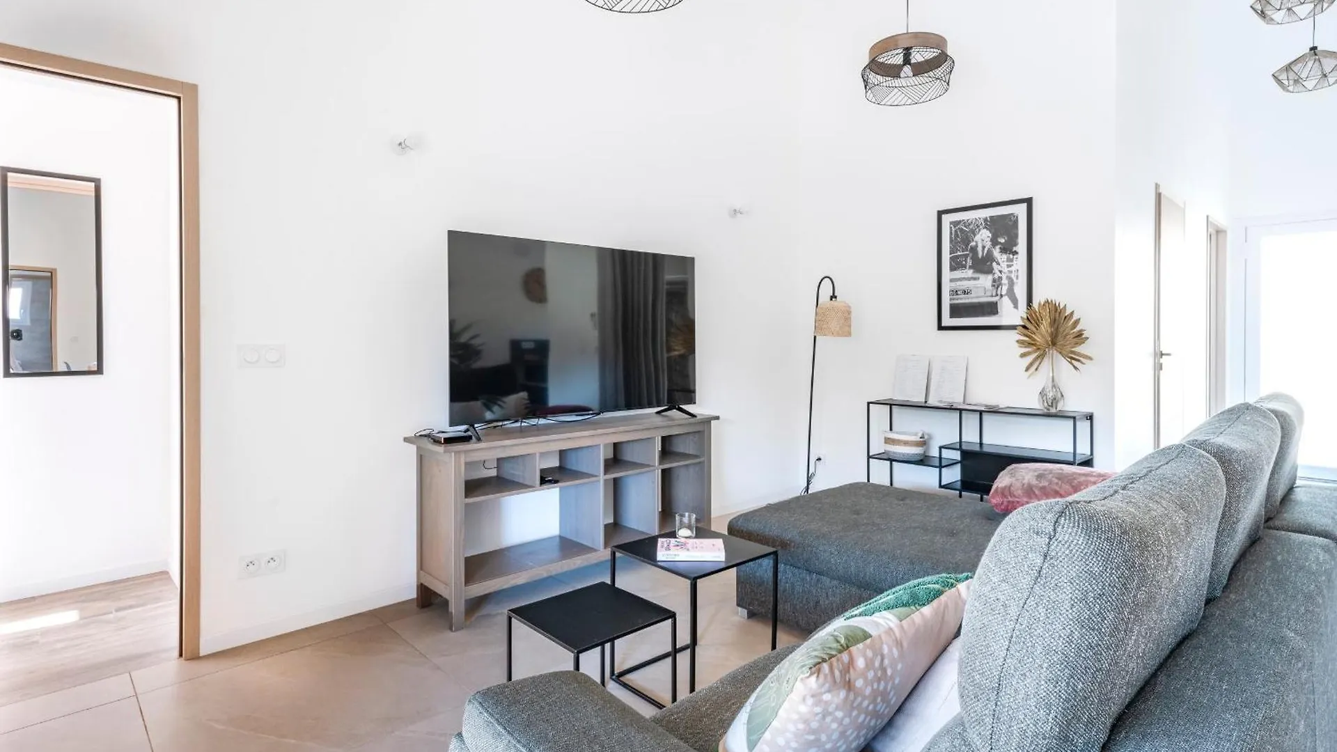 Villa Climatisee 6 Personnes, Piscine Privee, 3 Chambres Le Plan-de-la-Tour