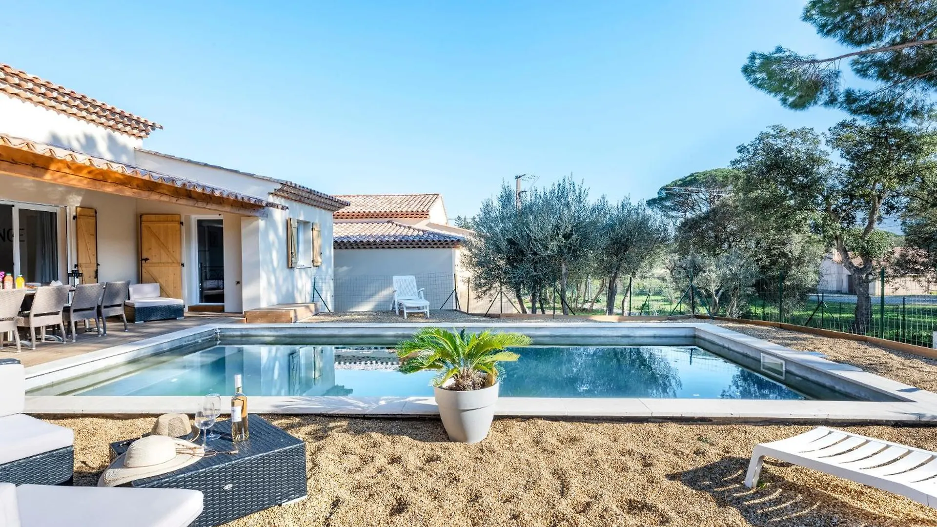 Villa Climatisee 6 Personnes, Piscine Privee, 3 Chambres Le Plan-de-la-Tour France