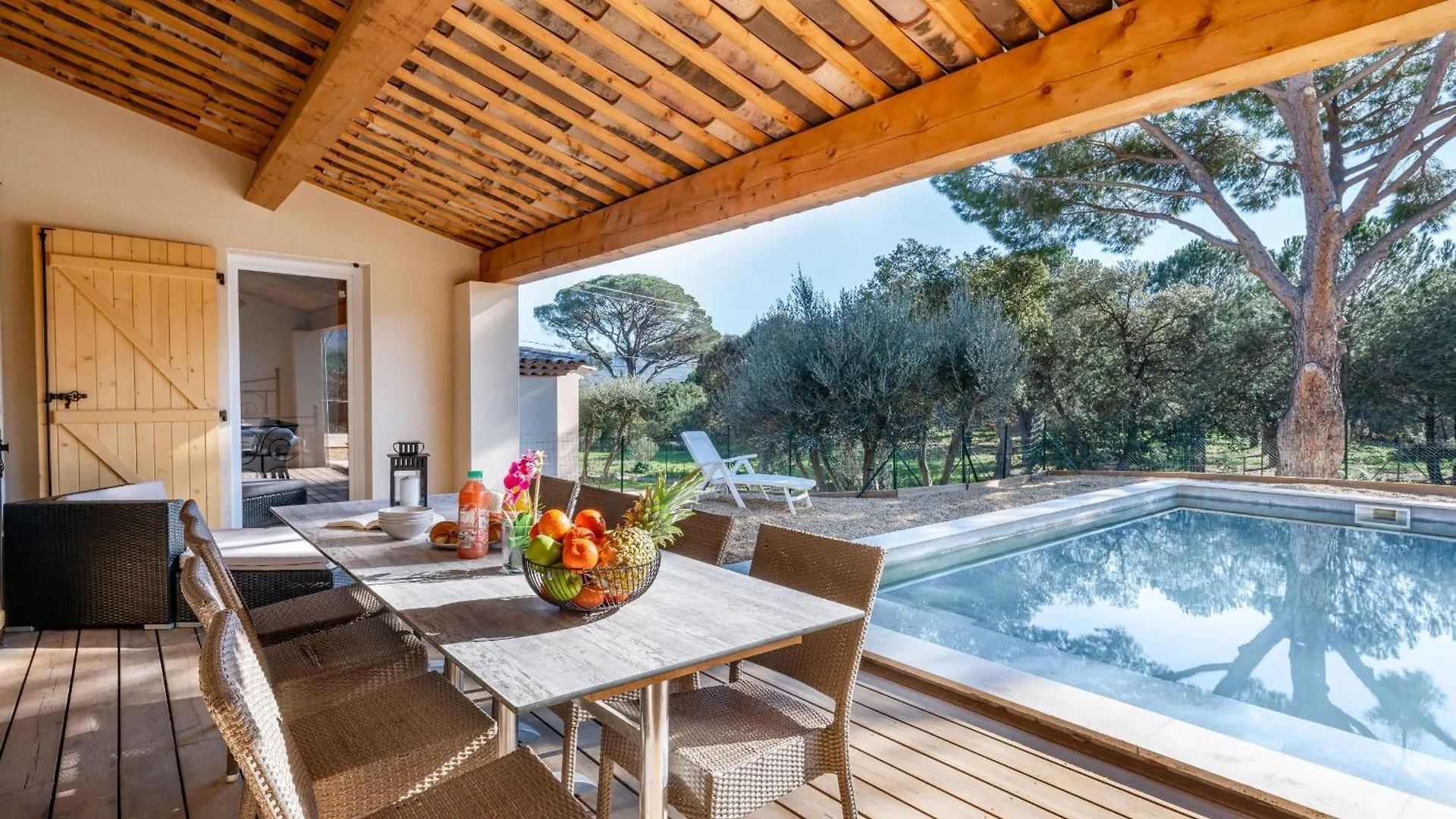 Villa Climatisee 6 Personnes, Piscine Privee, 3 Chambres Le Plan-de-la-Tour